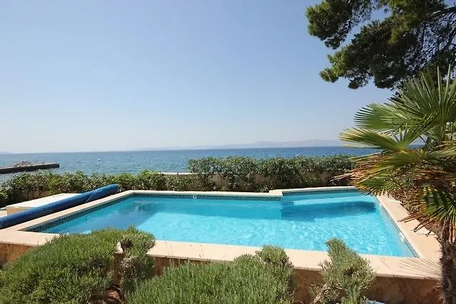 Villa Violet & Rosemary Supetar